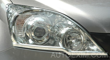 10). Head Lamp cover chrome