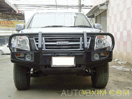 2) 1 .Front bumper Offroad for New D-max 2007
