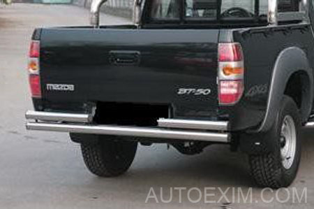 twin pipe rear bumper without side protectoe